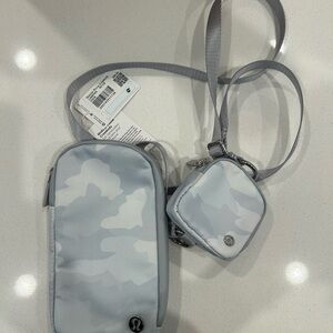 lululemon athletica Light Gray Camouflage Phone Holster